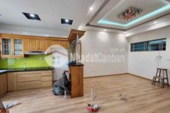 Bán căn góc đông nam 65m xa la