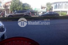 Chính chủ cần bán góc tú quỳ sát vách bến xe