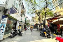 Bán nhà mặt phố hoa bằng vỉa hè kinh doanh 12 tỷ