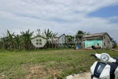 Sau lưng chợ lạc thành 105m2đuong 5m