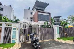 Biệt thự riviera cove q9 cần bán, 570m2 đất, hồ nuôi cá, sân vườn riêng, 3 tầng, 72 tỷ