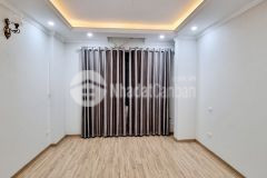 Bán nhà mặt tiền đường bắc hải, quận 10, 4 tầng, chỉ hơn 10 tỷ.