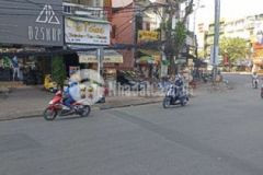 Nhà 2 lầu hẻm 4 cmt8 giá 1 tỷ 500