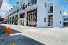 Tôi chính chủ 10 căn 5x10m mt hoàng phan thái shr