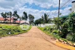 2 lô tc 5 22m cuối y moan rẽ trái cách ngã sáu