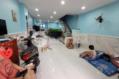 Nhà đẹp 2 tầng ngay khu bàu cát 50m2 chỉ 4.7 tỷ