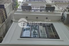 Bán nhà lô góc 2 mặt ngõ phố vương thừa vũ 30m2 x 5 tầng ô tô vào nhà giá 5,4 tỷ. lh 0912442669