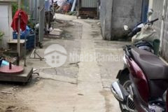 Nhà gần chợ trường học