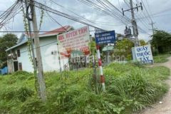 Bán lô đất 2 mặt tiền đường dt746 btu kdbb đa dạng