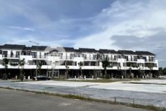 Cần bán nhà 3 tầng kđt royal park thủy vân tp huế