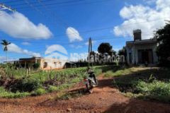 Gia đình cần bán lô đất trung tâm chợ bãi bằng