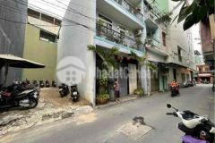 Kiệt đỗ nhựa 5m sau lưng mặt tiền hoàng diệu