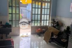 Nhà 60m2 hóc môn sau lưng trọ đầu mối 1tỷ650 shr