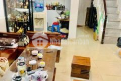 Chợ trường học tttm 2 ô tô đua phố phùng hưng