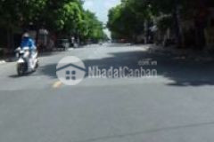 Bán đất mt tặng nhà c4 giá cực tốt trong khu vực