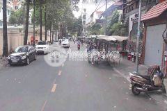 Bán biệt thự mt hồ xuân hương, quận 3, hcm, 240.8m2 đất, 3 tầng, sân đậu xe