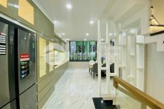 Nhà đẹp hẻm 4m nguyễn hữu tiến, 4 x 10m, 3 lầu, 5.7 tỷ, tân phú