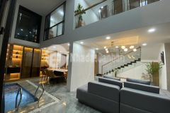 Giảm hơn 1 tỷ bán nhà cực đẹp,có hồ bơi,sân vườn,hẻm xe hơi p.1,gv