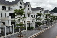 Biệt thự 2 mặt tiền, mặt kè suối nậm la