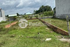 Cấn bán gấp lô đất thổ cư sau bệnh viện xuyên á, diện tích 120m2 full thổ 1ty7, 0975010013