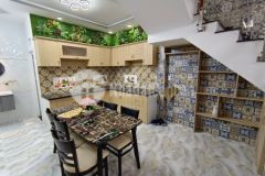 Xe hơi 7 chỗ đỗ cửa bán nhà đường hoàng hoa thám phường 5 quận bình thạnh nhỉnh 6 tỷ