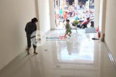 Cho thuê nhà mặt tiền bạch đằng, p 24, q. bình thạnh. 3.8x12m. 40tr