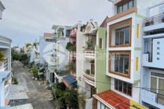 Bán nhà 1 trệt 2 lầu đường 8m xe tải dt 4 x 11m