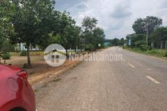 Chính chủ cần bán lô đất mặt tiền đường dh 618