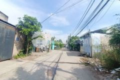 Bán dãy trọ dt 300m2 17 phòng thu nhập 27trthg