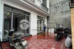 Bán nhà 4 tầng sân cổng đông khê ngô quyền