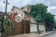 Biệt thự gỗ quý 20 x19m ngã 4 gò mây lê trọng tấn