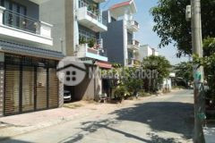 Lô 68m đường 671 lê văn việt q9