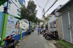 Bán nhà 324m2 12x26m hxh 1 sẹc ql1k p linh xuân