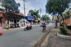 Nhà 1 lầu dt5 x26 mặt tiền nguyễn thị đặng q12