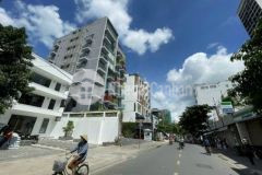 Nhà 10x30 mặt tiền kinh doanh sầm uất giá 31 9 tỷ