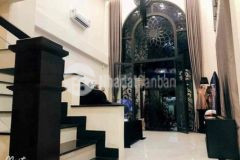 Bán nhà đối diện đầm sen hoà bình q11 giá 1xx