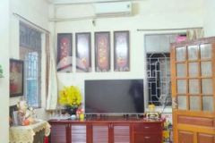 Bán nhàtrần khát chân ô tô tránh 42m 4t giá 9 tỷ