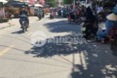 Bán gấp nhà 2 tầng mt núi thành bề ngang 6m