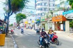 Cần bán nhà mặt tiền diện tích khủng 7x24