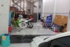 Bán nhà mt kdbb phan văn hớn gần chợ xtt hóc môn