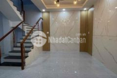 Tôi cần bán nhà mới 1 trệt 1 lầu gần chợ thủ đức