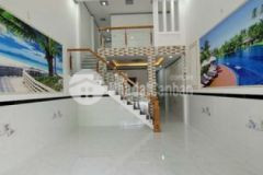 Nhà cấp bốn gác đúc xây dựng mới gần chợ tân bình