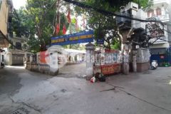 Nhỉnh 1 tỷ có nhà lô góc mặt phố kinh doanh tốt