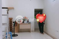 Bán nhà tập thể tầng 1 kim ngưu, 50m2, lô góc