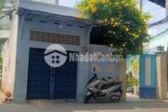 Bán gấp nhà 145m2 3 mặt tiền oto vào tận