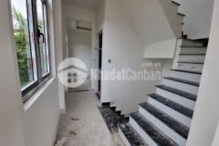 Chính chủ bán nhà mới 4 phòng ngủ đường nhựa