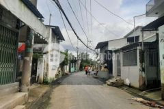 Bán gấp nhà cấp 4 sổ riêng hẻm lớn