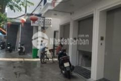 Chủ cắt lỗ 400tr chỉ còn 4 tỷ căn 4 5 tầng mới xây