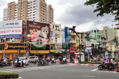 Chính chủ cần bán gấp nhà lạc long quân q11.64m2.chỉ 5.9 tỷ