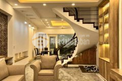 Bán nhà giáp bát 40m2 5t mt 5m, ô tô đi qua nhà, giá chỉ 4,3 tỷ, lh 0896012535 e hoàng